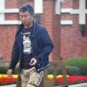 成名后抛弃两任妻子,成名后抛弃妻子迎娶白富美