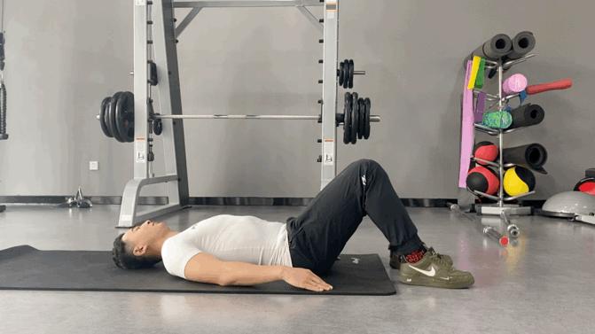 4个臀肌动作拯救你的膝盖疼痛,4个动作帮你改善臀凹陷