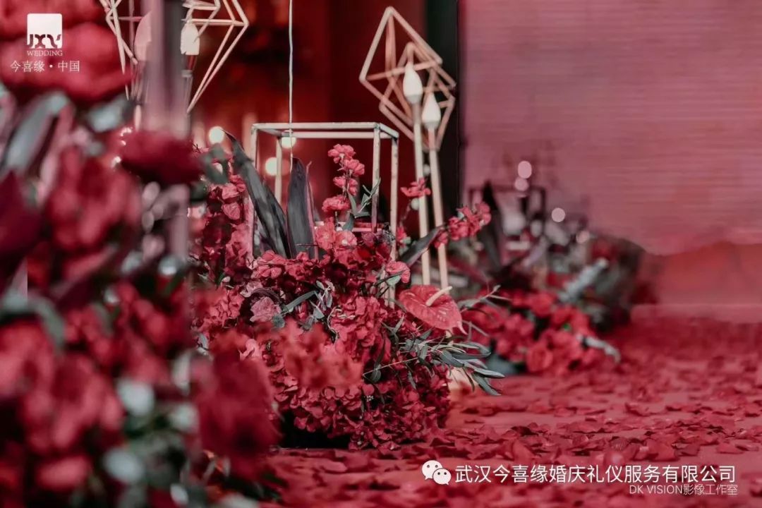 婚礼上上签丨喜欢复古的你，决不能错过这几场婚礼