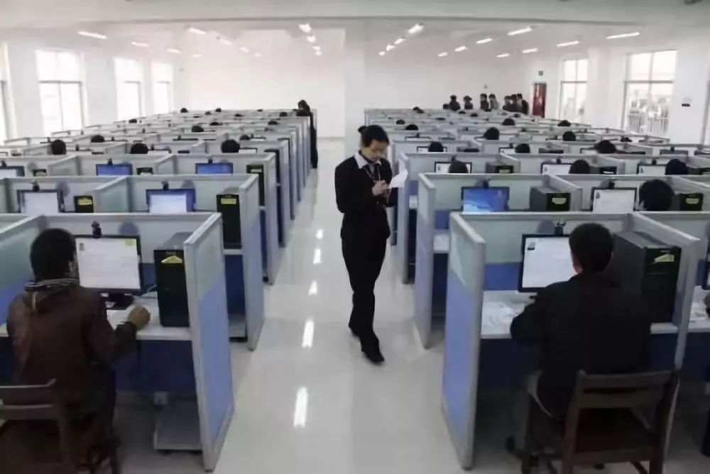 驾照暂扣考试通过了多久能拿到,考试完科目四多久可以拿到驾照