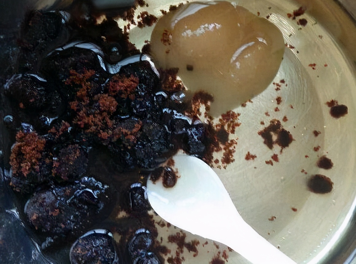 当“糯米粉”遇上“红糖”，只需4步，香甜糯软特美味