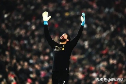 内马尔的颜值在足坛排第几名,c罗和内马尔谁更厉害