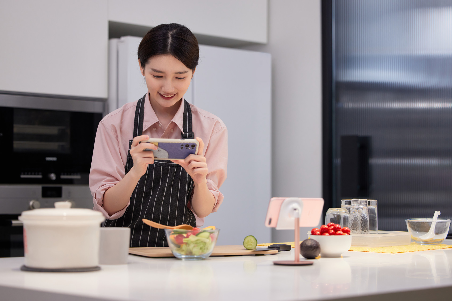 烤箱和蒸烤箱哪个实用,方太蒸烤箱和美的蒸烤箱哪个好