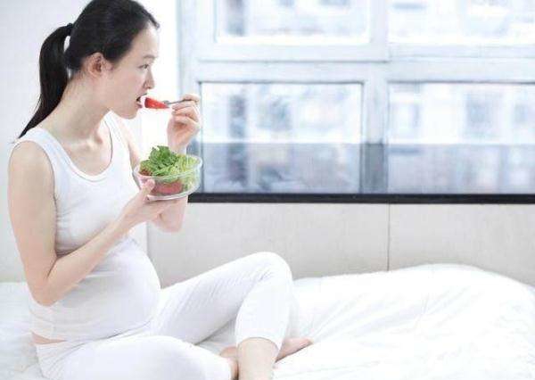 怀孕6周做b超没有看到孕囊正常吗,怀孕6周就做了b超没有查孕酮