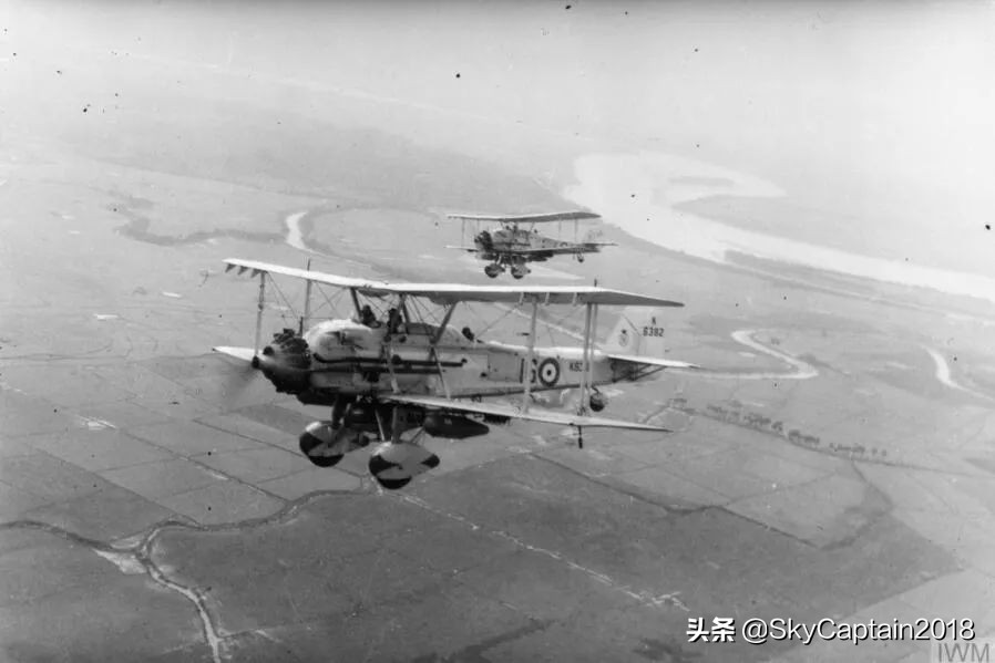 维克斯.牛羚~新加坡要塞最后的鱼雷机中队~①