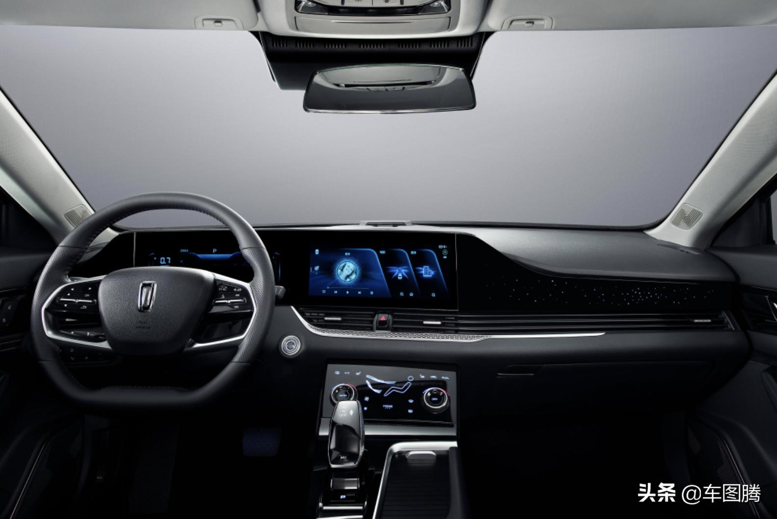 十万左右奔腾b70值不值得入手,新国民家轿全新第三代奔腾b70