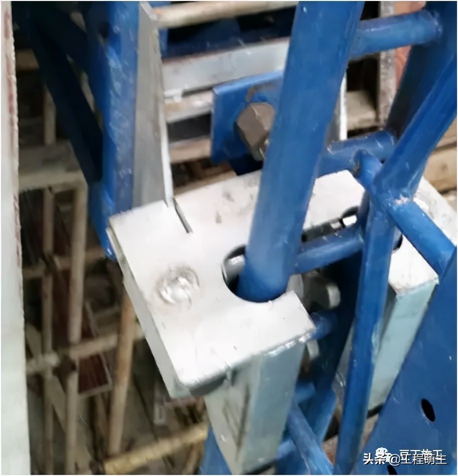 拆除爬架应注意的安全事项,爬行架设计图