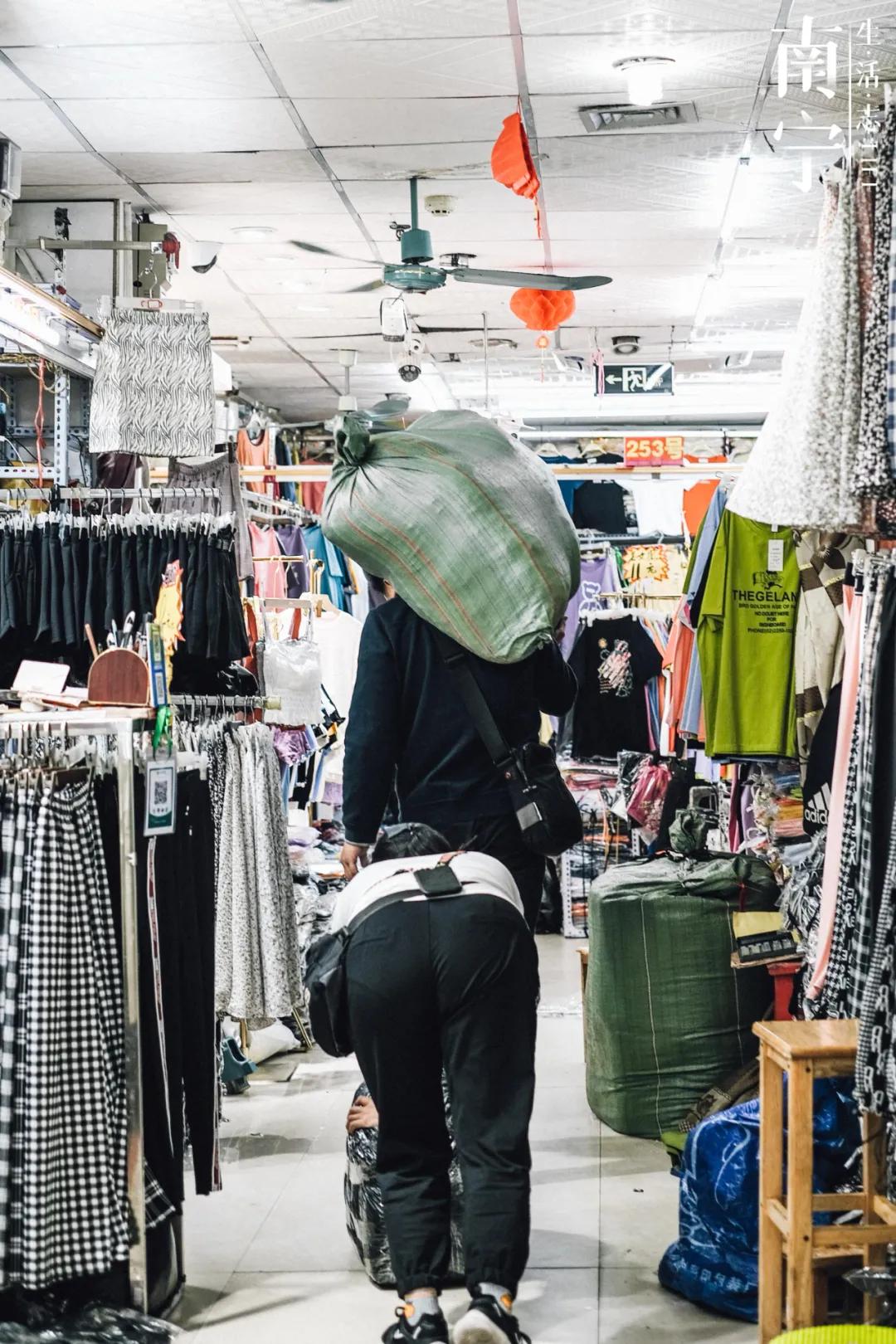 曾创出上亿流水，一个档口就能买宝马730，南宁这地方如今已没落