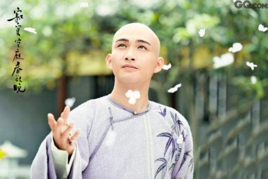 读懂纳兰性德，选哪本书最好？《纳兰词笺注》《饮水词笺校》比较