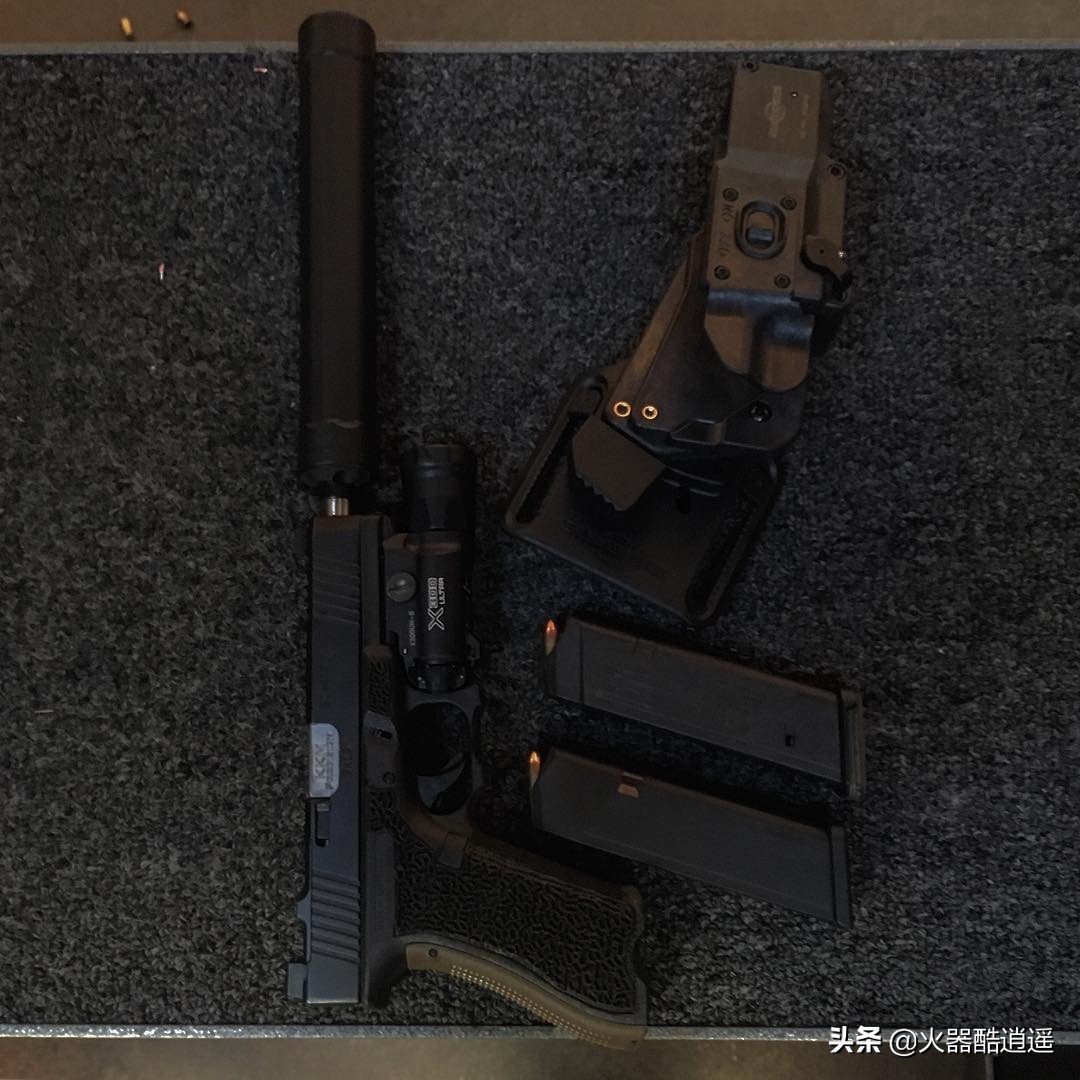 「枪套？灯套？」神火公司masterfire枪套图集