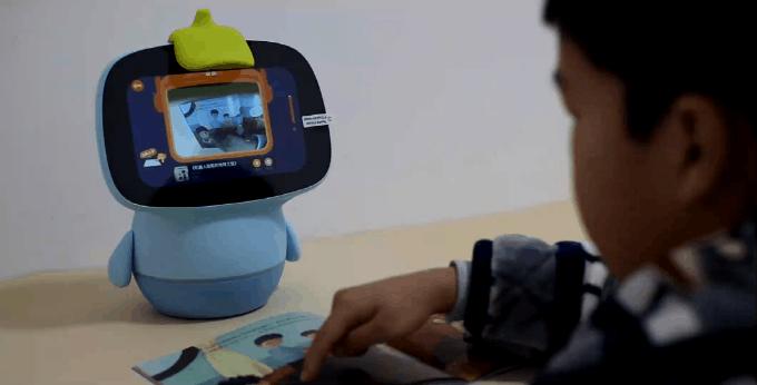 儿童陪伴智能机器人对比,儿童陪伴ai智能机器人怎么用