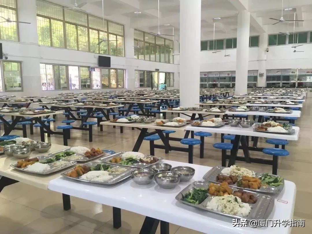 厦门华侨中学官网,厦门华侨中学是一级达标校吗