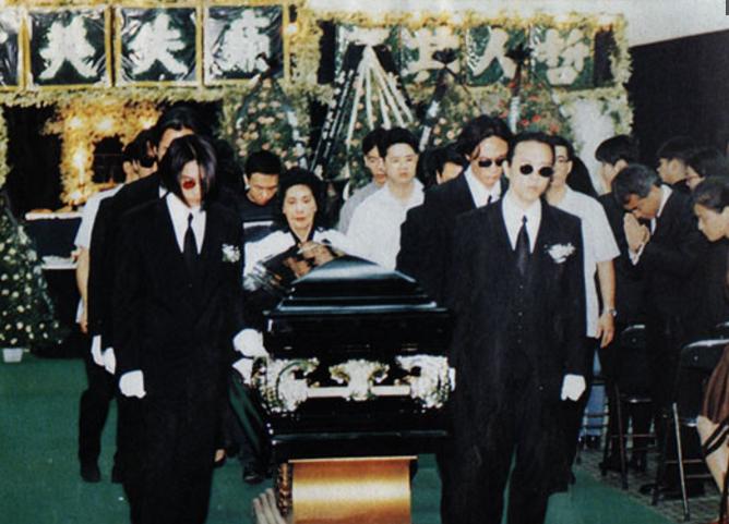 黄家驹的心酸历史,黄家驹的不羁情史