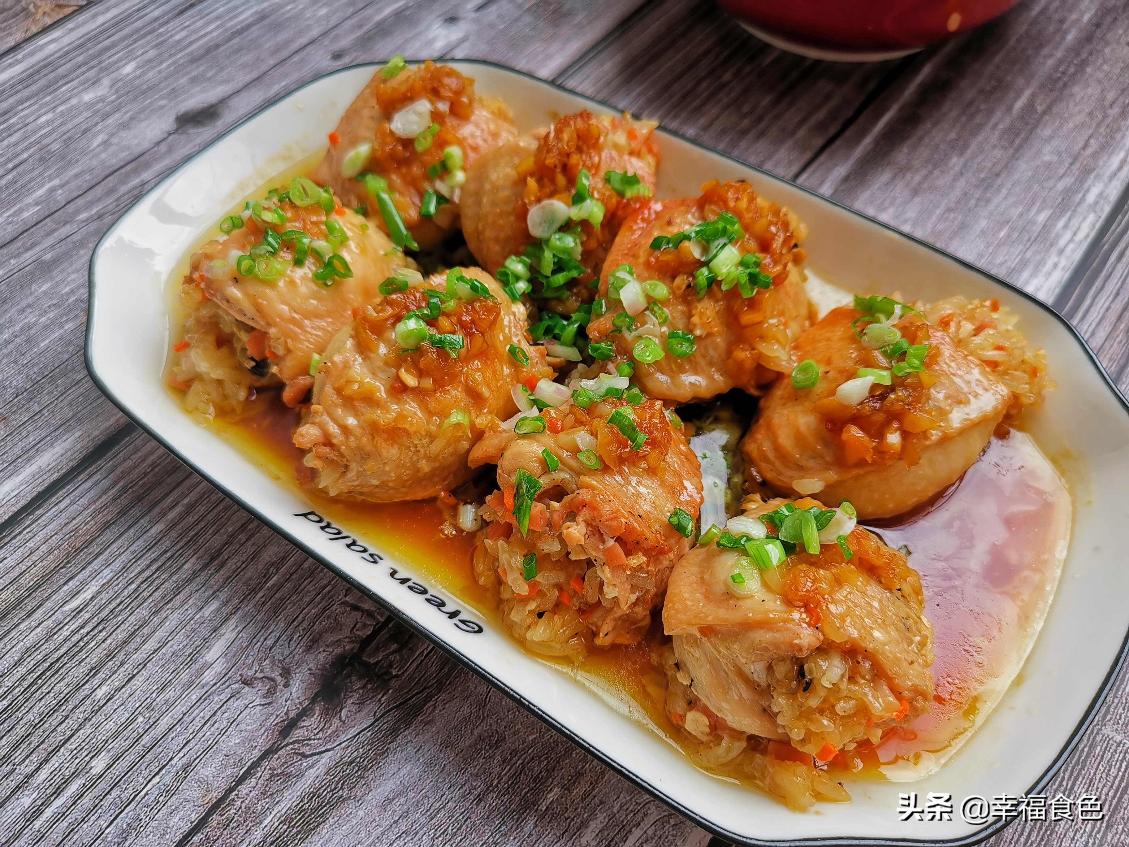 鸡翅包饭味道不错,鸡翅包饭外酥里嫩超好吃