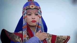 蒙古女英雄嫁给7岁儿子,蒙古第一位女英雄