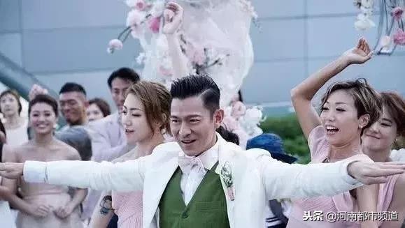 刘德华重金包下码头：动用250人拍婚礼MV向妻子告白（视频）