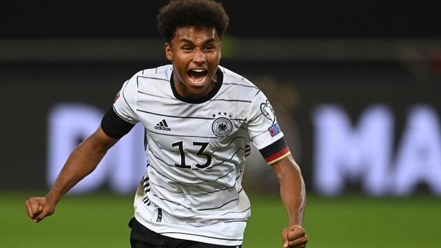 多特看走眼？3000万买他接班桑乔如今17场1球遭高层公开质疑