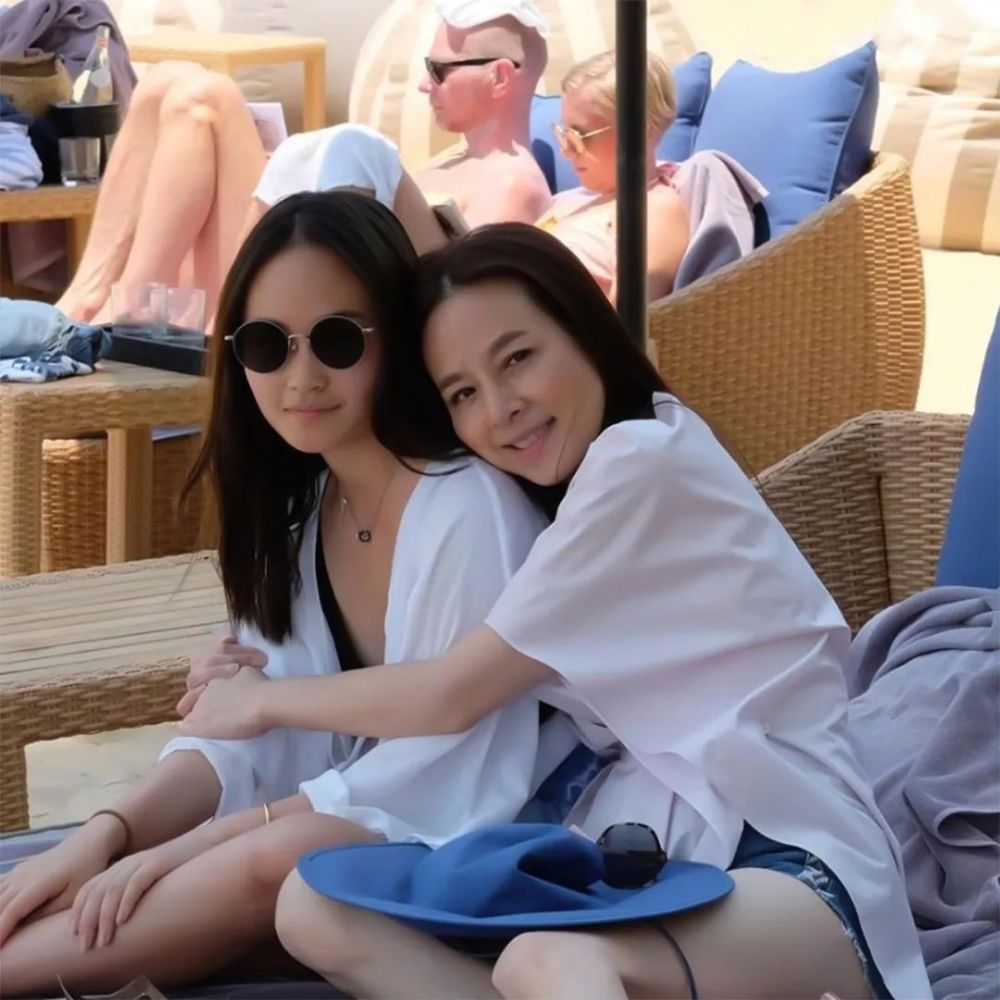 伍伦盼泰国女足,泰国足协女主席伍伦盼