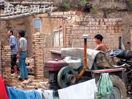 父母把我卖到黑煤窑,小时候被人卖到黑煤窑