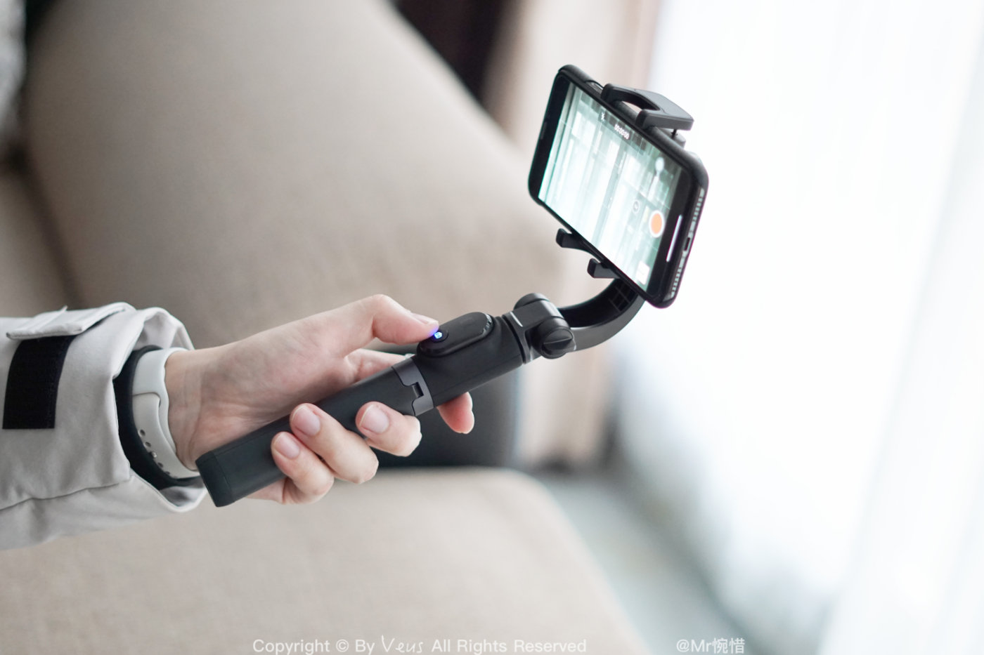 有没有两百块钱以下的云台,支持米家的云台