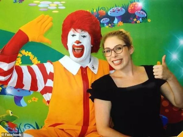 新西兰开一家麦当劳，年收入竟达1000万纽币，比中彩票还高，了解一下？