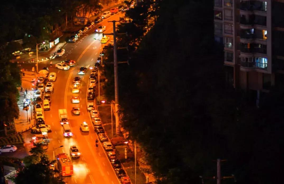 七工匠m75mm摄影成功了吗,七工匠35mmf1.4和50mmf1.8选哪个