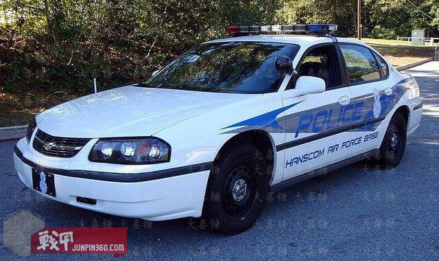 空军宪兵第四部分：安全部队制服配饰中的特色元素