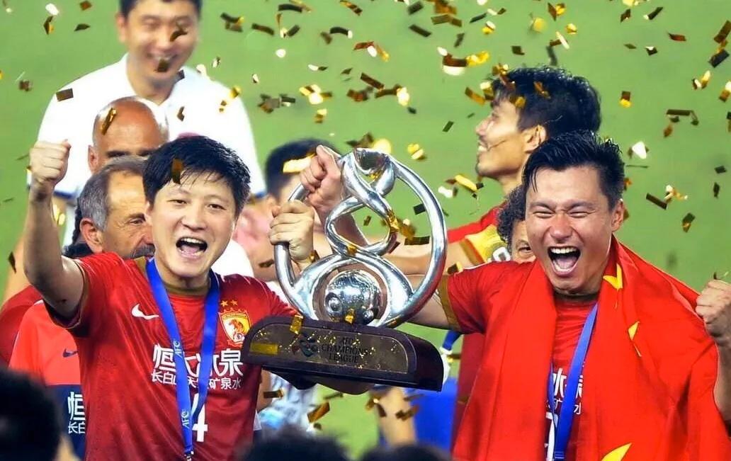 恒大2013亚冠全场录像回放,2013恒大亚冠夺冠场外球迷反应