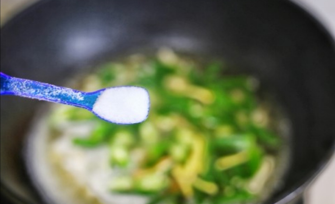 秋葵酿虾仁味型,秋葵炒虾仁做法