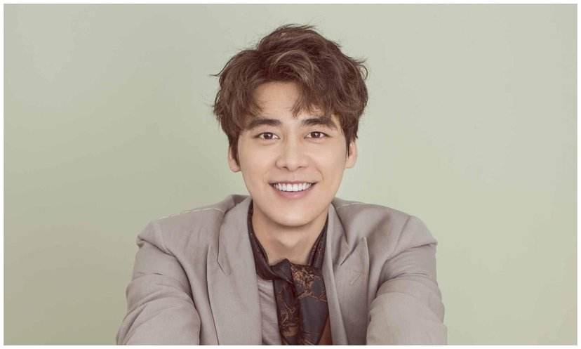 李易峰有什么爱好,一直喜欢薛之谦的原因