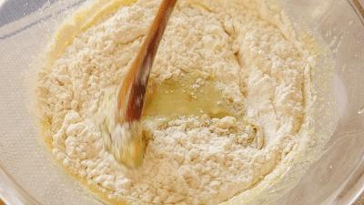 小苏打食用碱泡打粉酵母粉的区别,酵母粉泡打粉和小苏打有什么区别