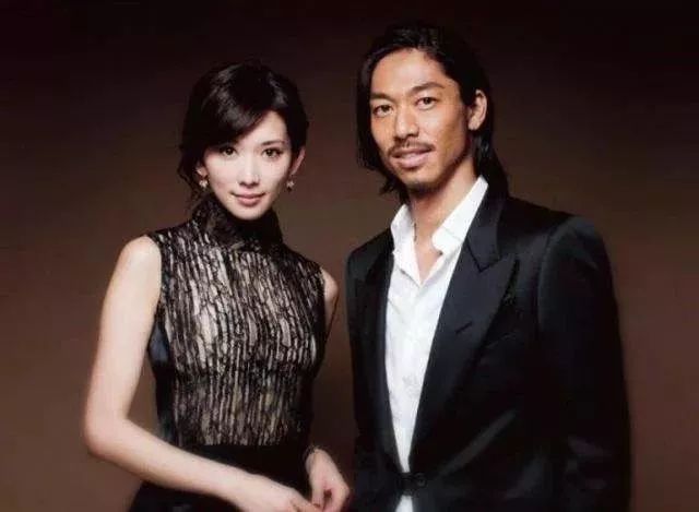 林志玲结婚为何很少明星送祝福,林志玲婚礼服细节曝光