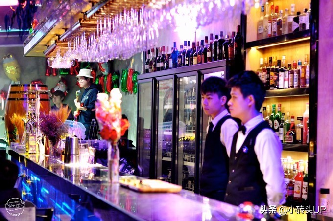 成都酒吧推荐不蹦迪,成都酒吧有哪些酒