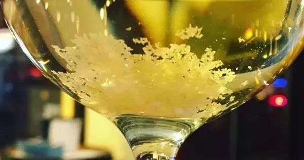 如何才能解决油脂性脱发,脱发地中海应该怎么治疗