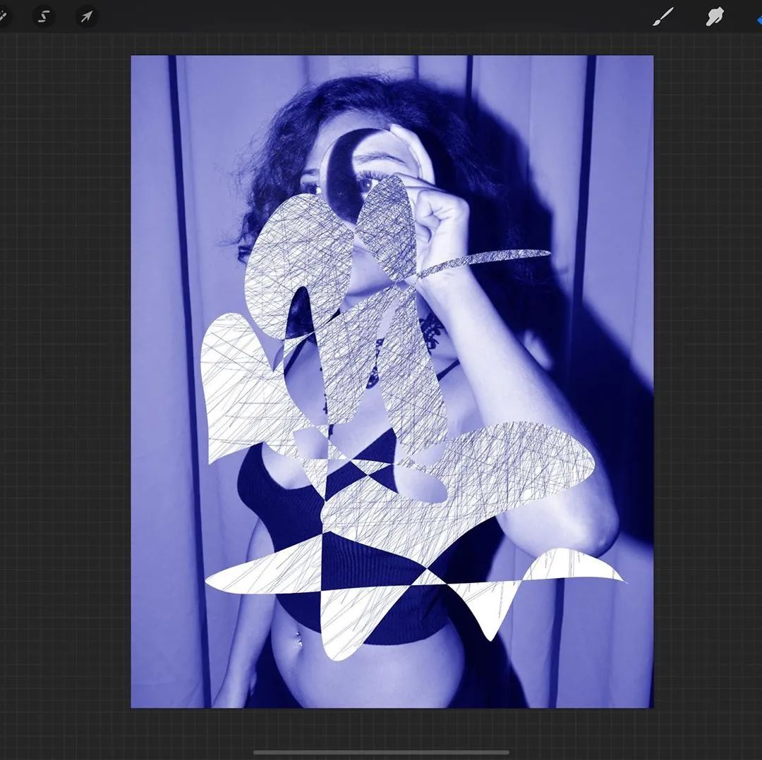 笔尖下的女人火辣性感身材,一天时间7000万*放播**量,网友围观