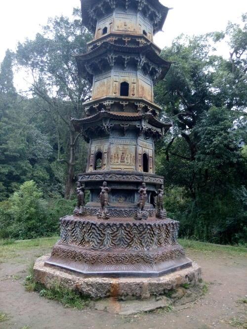 玉泉铁塔的倾斜之谜,玉泉铁塔简介