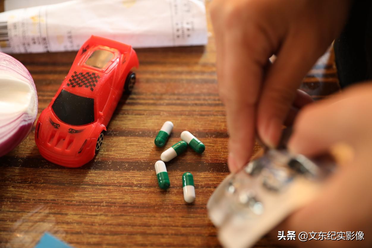 我来自河北，是个财迷，因为对我来说，钱就是命