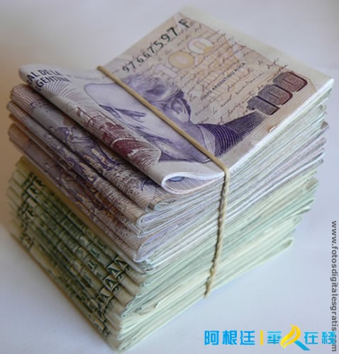 坑自己人？阿根廷地下钱庄汇款回国半年多没到帐