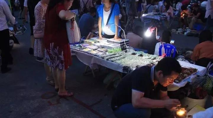 赌博是违法的请远离赌博,合法的三大赌博