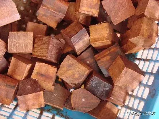 印度小叶紫檀整料制作,印度小叶紫檀工艺品制作过程