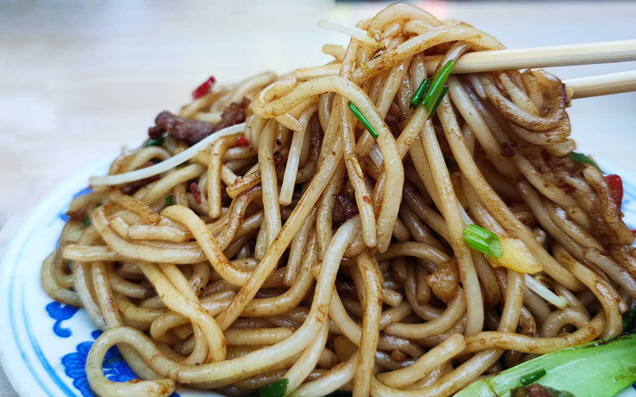 江西米粉好吃还是津市米粉好吃,江西米粉1.4跟1.6有啥区别