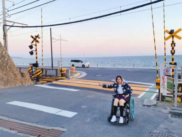 18岁妙龄少女车祸高位截瘫,车祸高位截瘫奇迹存活19年