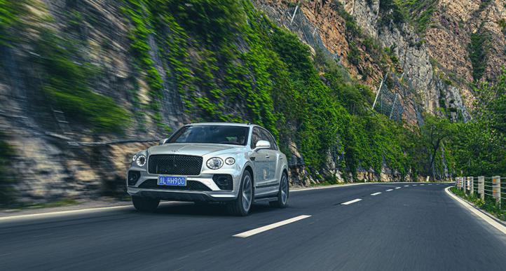 宾利添越开了4年还值多少,宾利添越开了50万公里