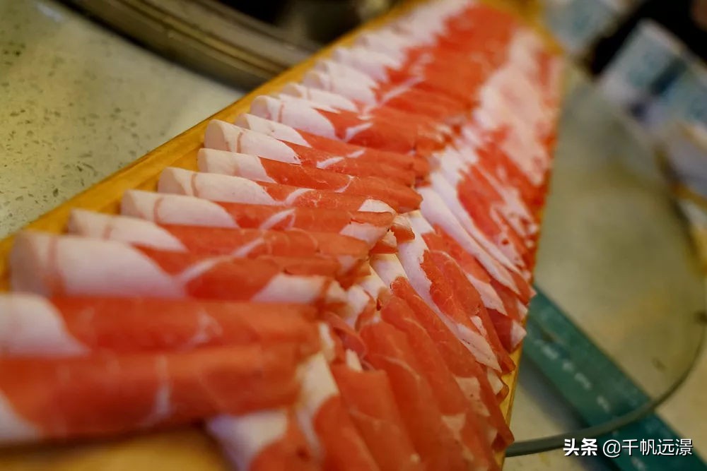 阳春四月迎来春,阳春四月槐花香