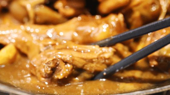 穿越80年代怀旧茶室！专卖TVB里的老港味，最低10元一件