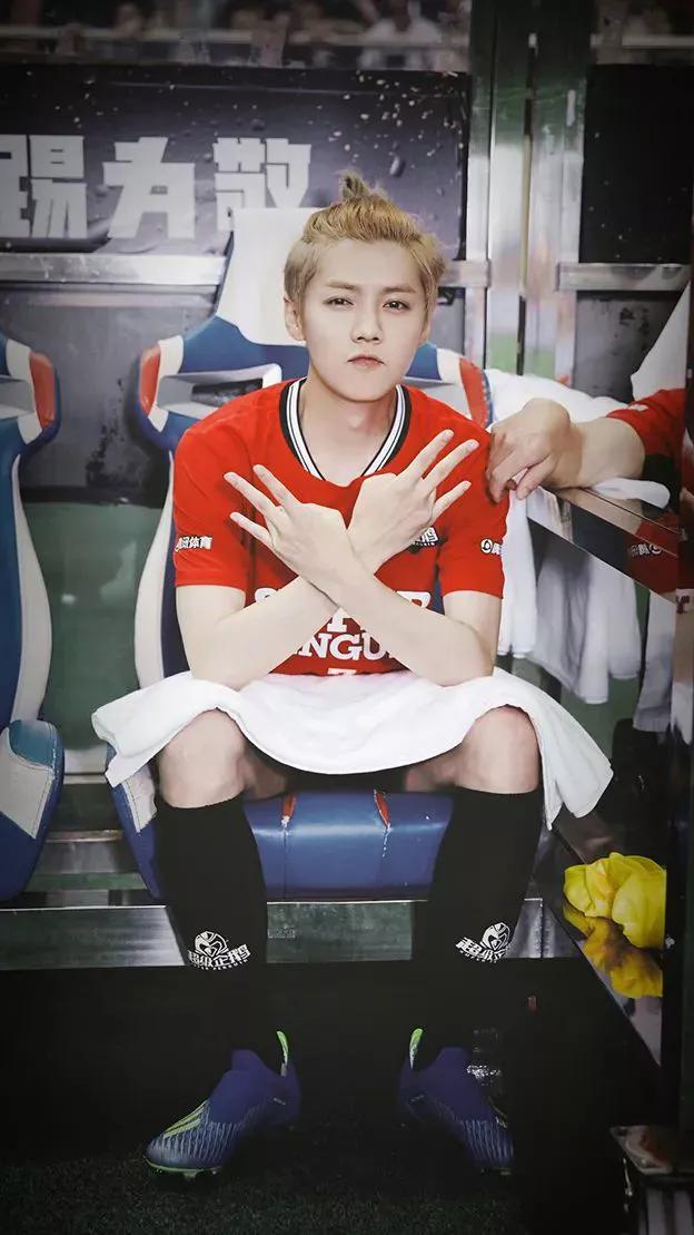 鹿晗壁纸无水印,鹿晗背影壁纸最新