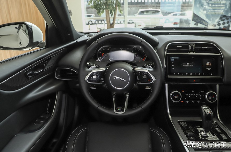 19年捷豹xel对比20年捷豹xel,2024捷豹xel和2023捷豹区别