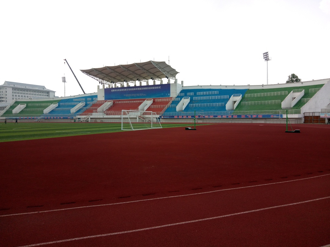 裁判争议判罚，国安平永昌！体育场馆专用灯需遵循哪些指标？