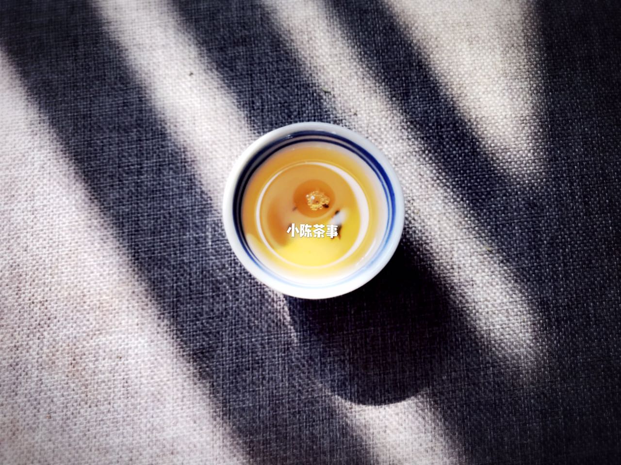 办公室泡茶，飘逸杯、保温杯、玻璃杯、盖碗谁才是冲泡的首选