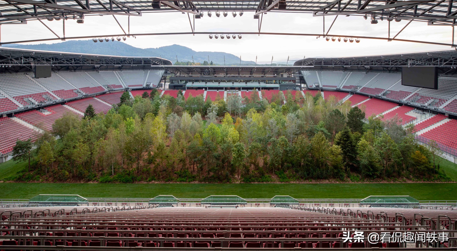奥地利足球场效果图,奥地利森林足球场